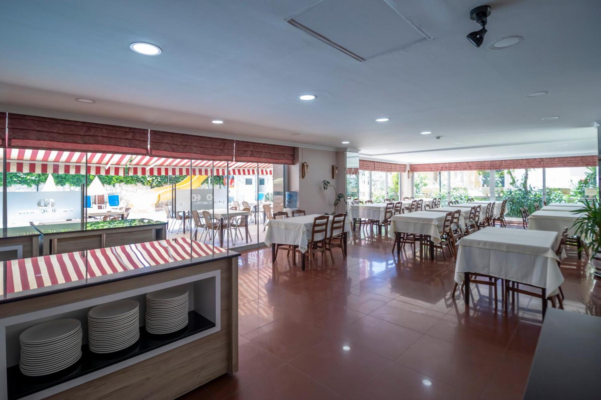 Lara Dinc Hotel Antalia Esterno foto