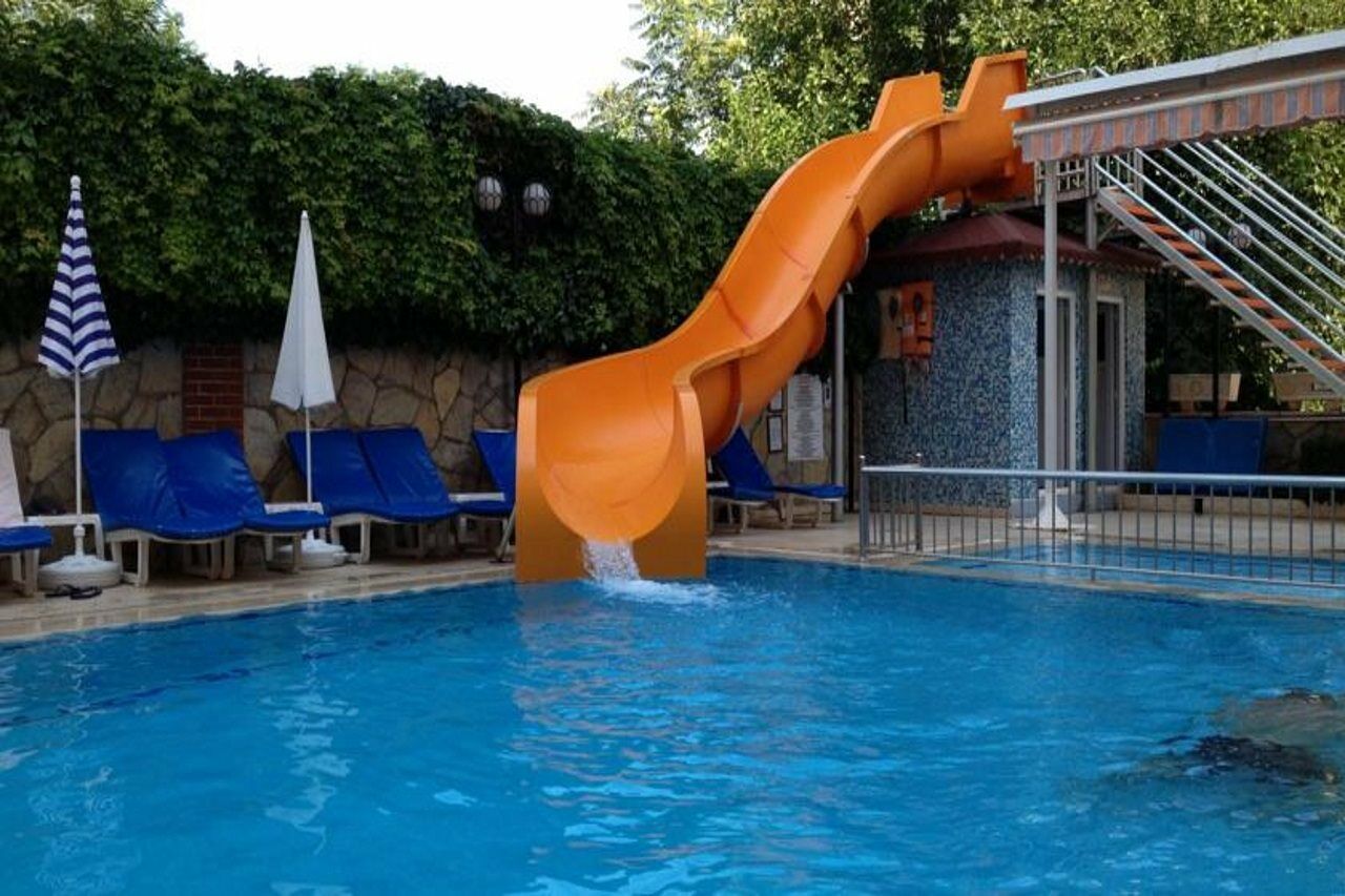 Lara Dinc Hotel Antalia Esterno foto